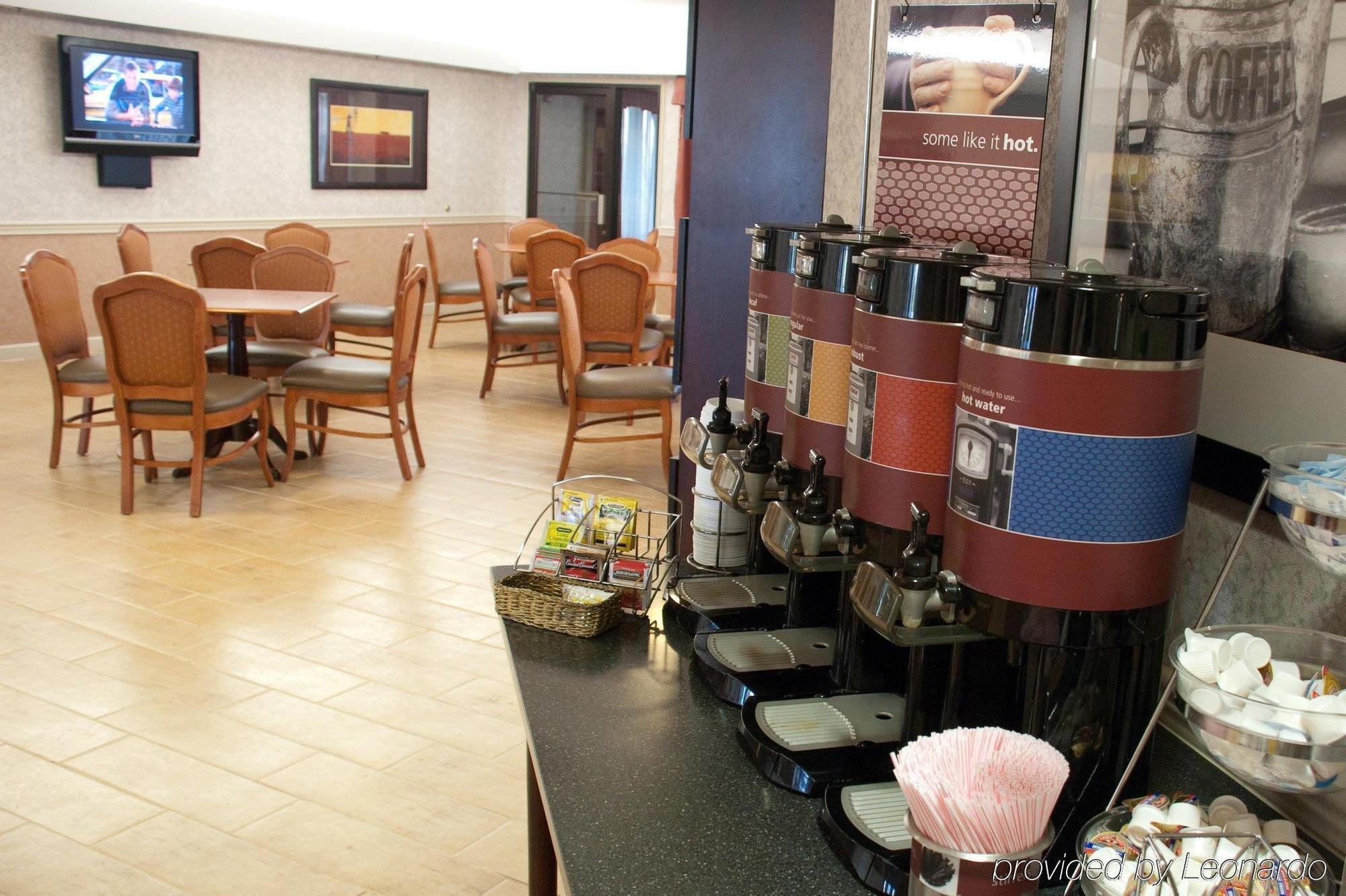מלון Larkspur Landing קרלייל מסעדה תמונה